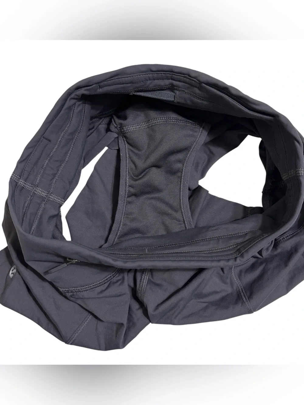 Lululemon Chase Me Running Shorts 2.5” size 2